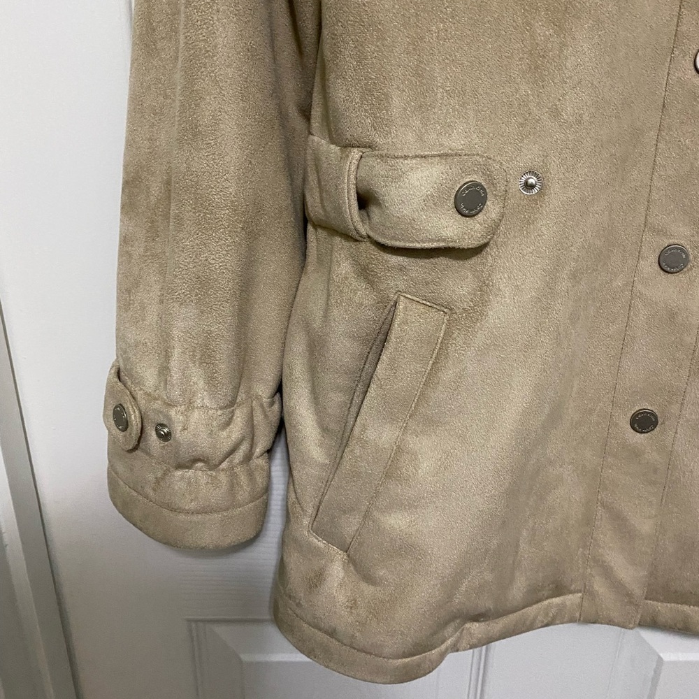 Calvin Klein Beige Faux Suede Utility Jacket Size Medium Like New Condition - Picture 3 of 12